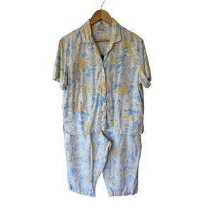 Erika Collection Floral Short Sleeve Top & Crop Pajama Pants Set Sleepwear White